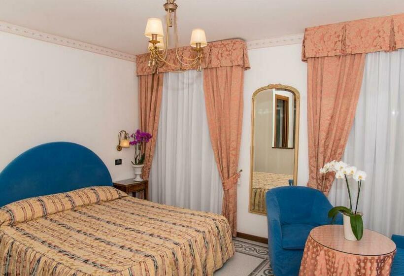 标准间带露台, Miramare