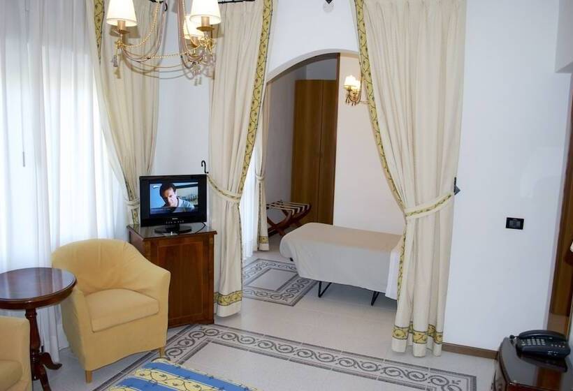 皇家套房, Miramare