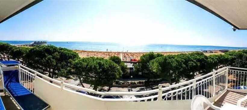 Royal-sviitti, Miramare