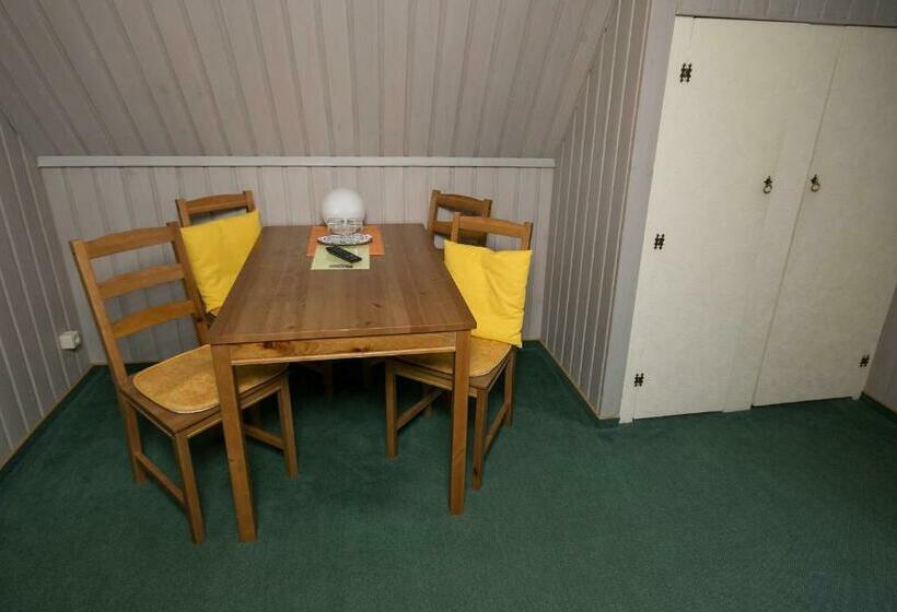 חדר סטנדרט לשלושה, Pension Immergrün