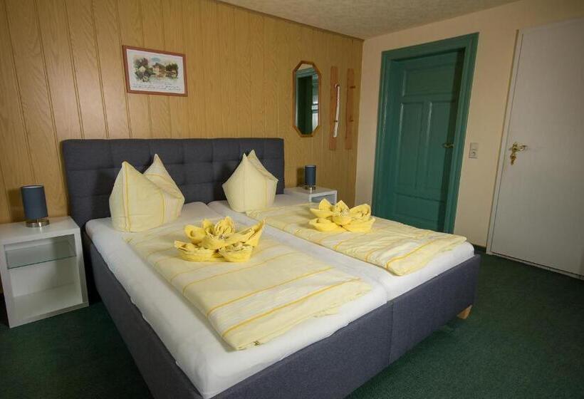 חדר קומפורט, Pension Immergrün