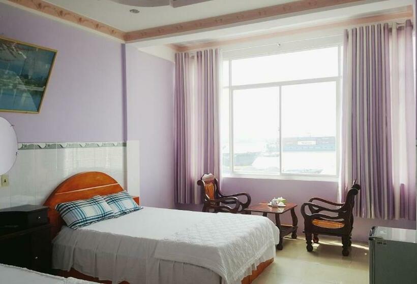 اتاق استاندارد چهار تخته, Rang Dong