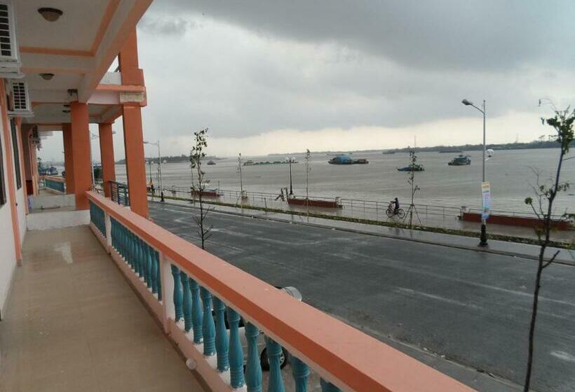 اتاق استاندارد چهار تخته, Rang Dong