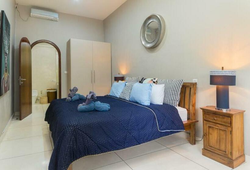 Deluxe Suite King Bed, Villa Costa Plenty