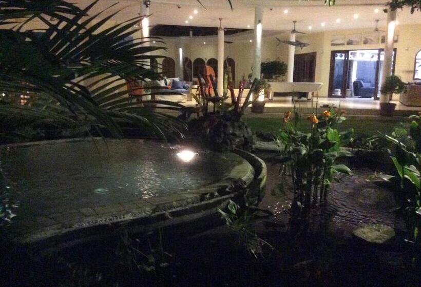 Delüks Oda, Villa Costa Plenty