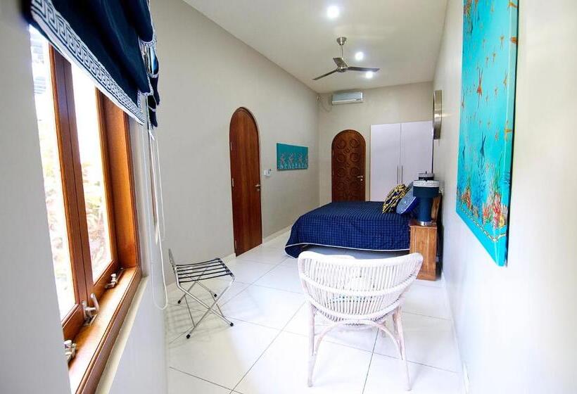 Deluxe Suite King Bed, Villa Costa Plenty