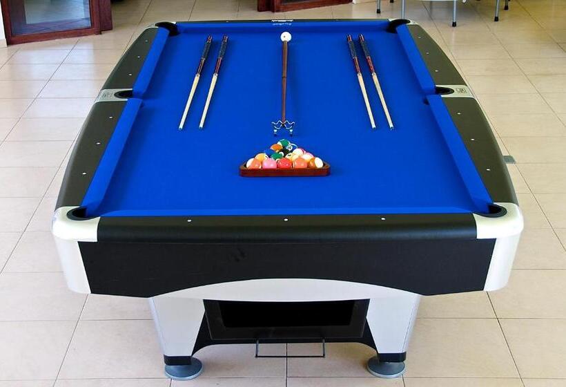 Delüks Stüdyo, Villa Costa Plenty