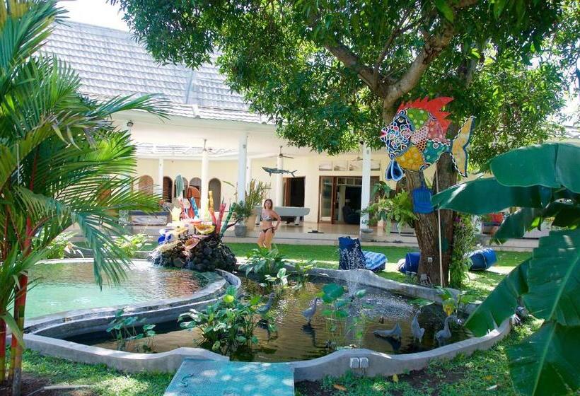 Delüks Stüdyo, Villa Costa Plenty