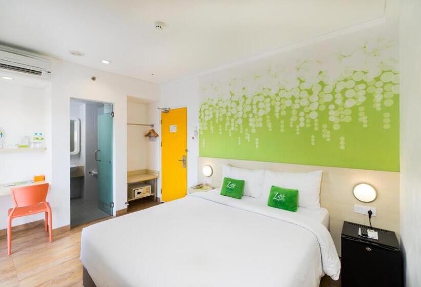 غرفة قياسية مزوَّدة بشُرفة, Zest Legian By Swiss Belhotel International