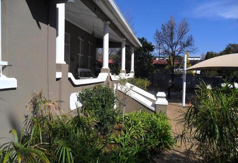 스탠다드 룸, Convent Hill Lodge