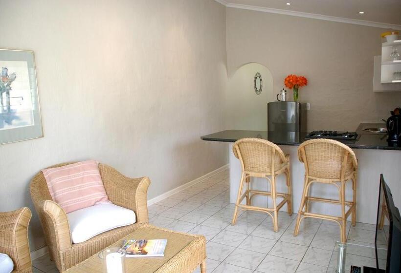 شقة غرفة واحدة, Mandalay Guest House Plettenberg Bay