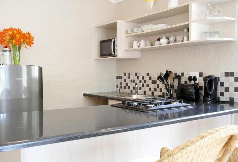Апартаменты 1 Спальня, Mandalay Guest House Plettenberg Bay