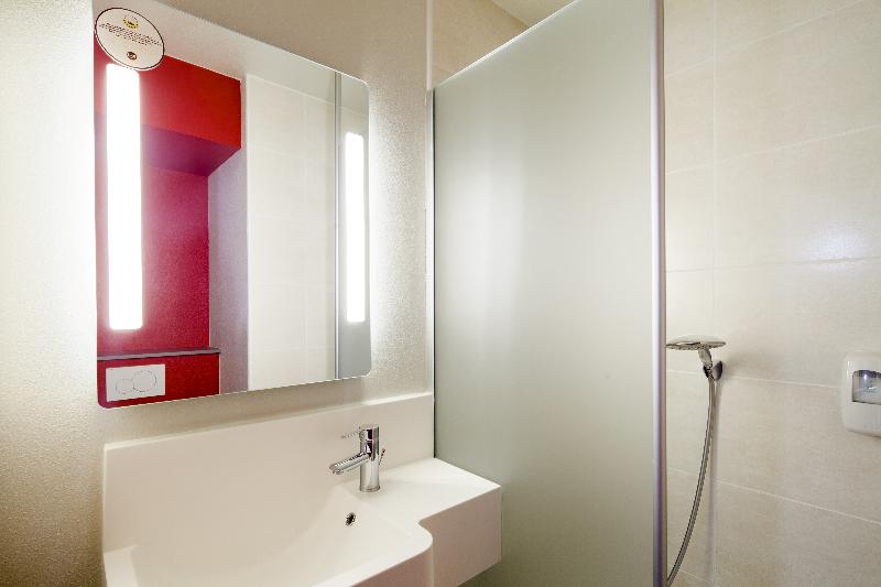 Четырехместный Номер Стандарт, B&b Hotel Marne La Vallée Torcy