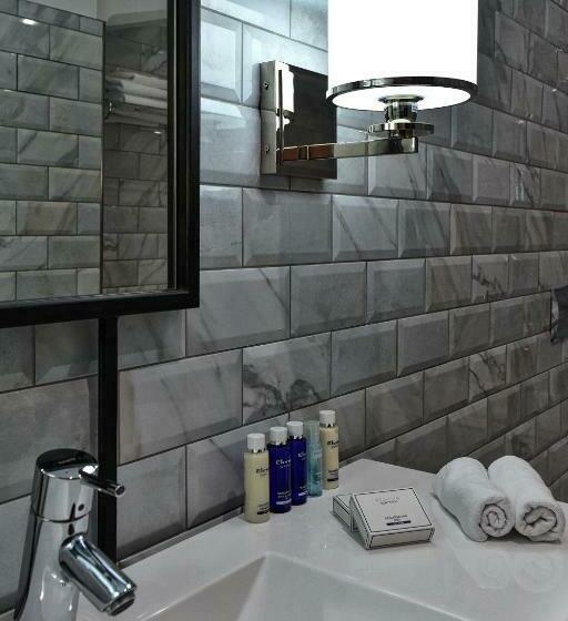 Люкс Повышенной Комфортности, Brown Beach House & Spa