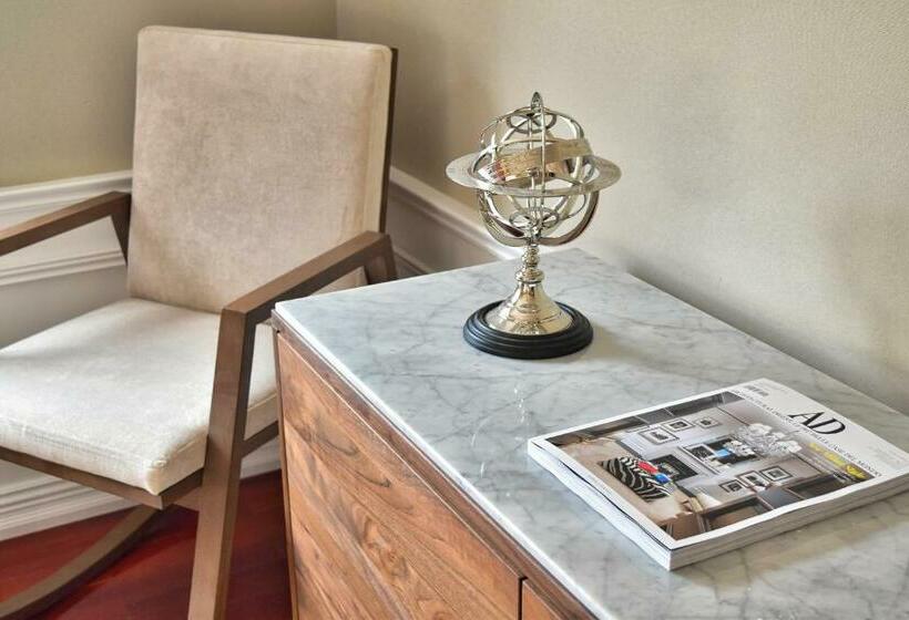 اتاق لوکس با چشم‌انداز دریا, Brown Beach House & Spa