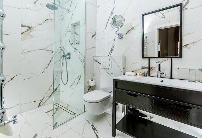 اتاق سوپریور, Brown Beach House & Spa