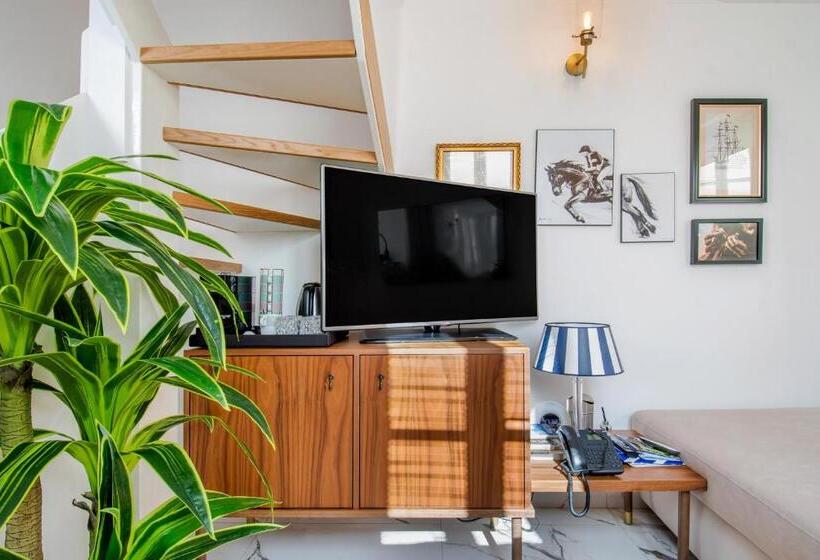 Бунгало Стандарт, Brown Beach House & Spa