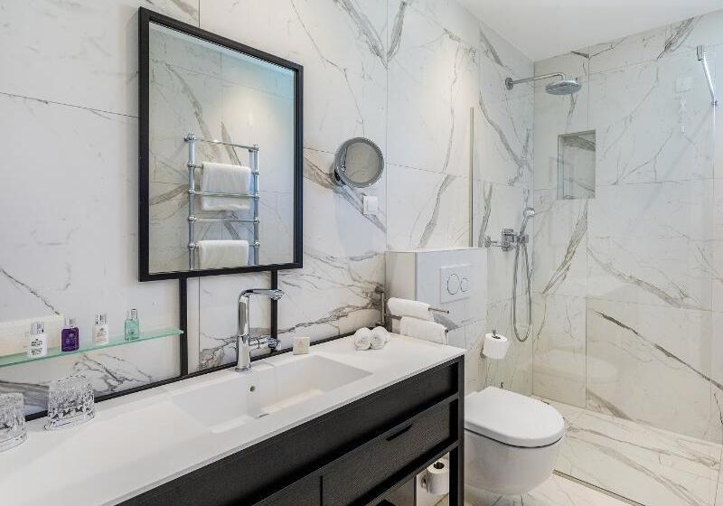 اتاق استاندارد با وان آب گرم, Brown Beach House & Spa