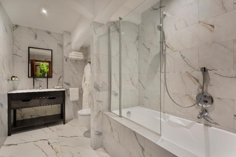 Deluxe Suite Sea View, Brown Beach House & Spa