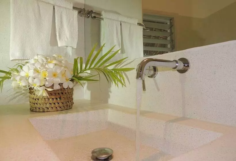 اتاق لوکس, The Kasa Malindi    Formerly Leopard Point Beach Resort