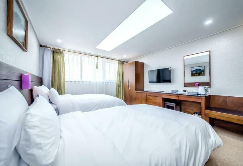 Habitació Estàndard amb Vistes, The Stay Century