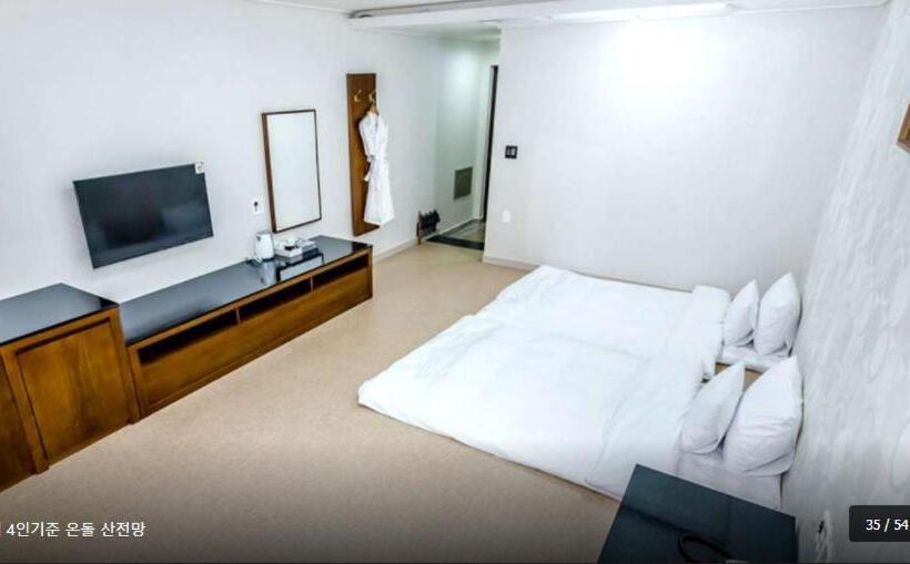 Habitació Familiar Vista Muntanya, The Stay Century