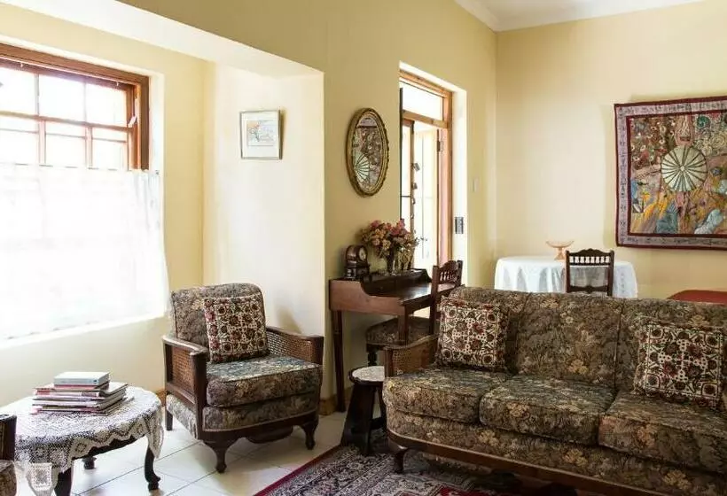 اتاق خانوادگی, 22 Van Wijk Street Tourist Accommodation