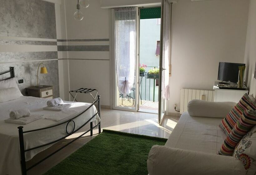 اتاق استاندارد با سرویس بهداشتی مشترک, Domus Mea  Adults Only