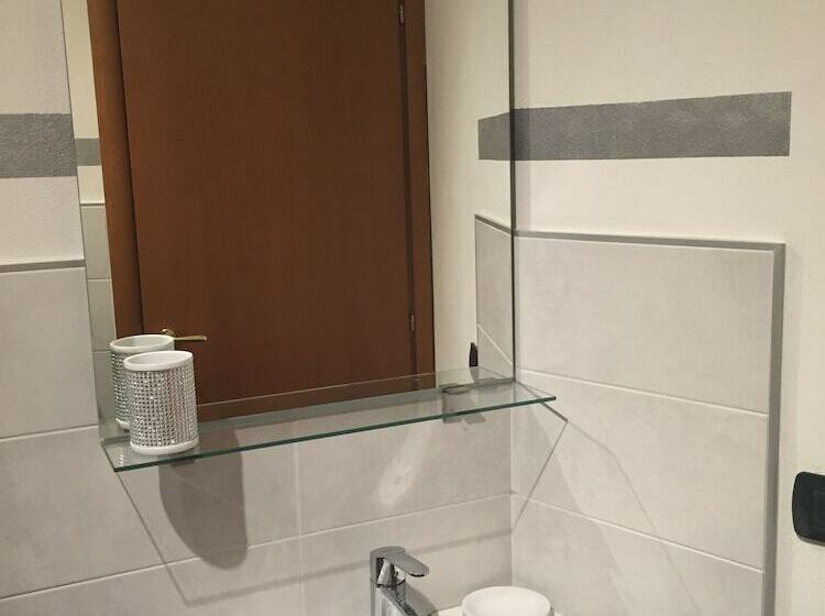 اتاق استاندارد با سرویس بهداشتی مشترک, Domus Mea  Adults Only