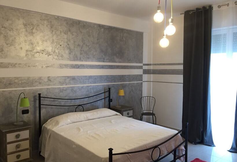 اتاق استاندارد با سرویس بهداشتی مشترک, Domus Mea  Adults Only