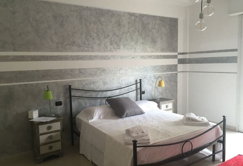 اتاق استاندارد با سرویس بهداشتی مشترک, Domus Mea  Adults Only