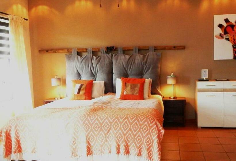 Appartement met 1 Slaapkamer en Uitzicht op de Tuin, Khashamongo B & B