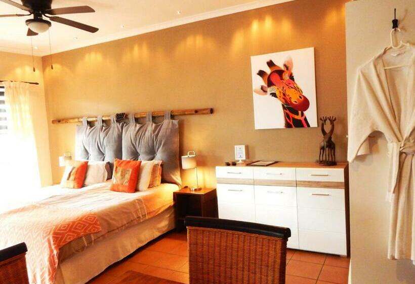 Appartement met 1 Slaapkamer en Uitzicht op de Tuin, Khashamongo B & B