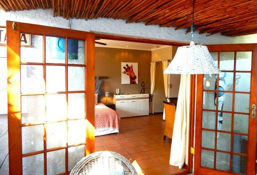 Appartement met 1 Slaapkamer en Uitzicht op de Tuin, Khashamongo B & B