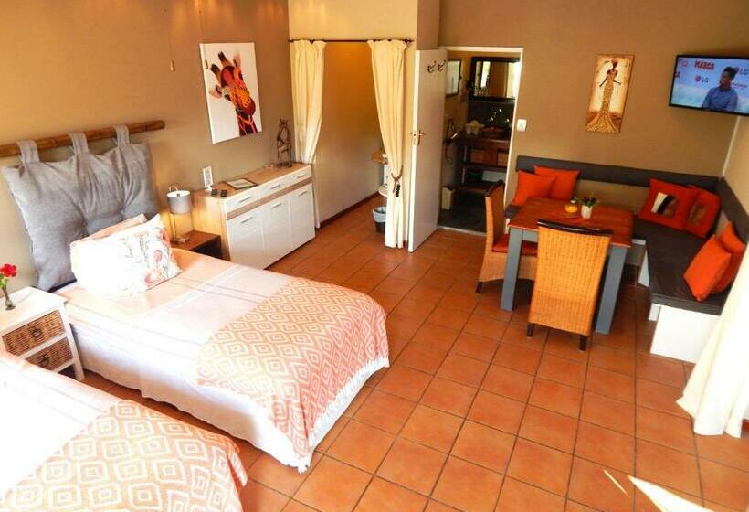 Appartement met 1 Slaapkamer en Uitzicht op de Tuin, Khashamongo B & B
