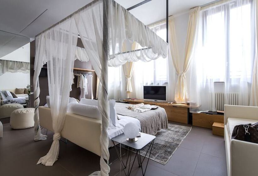 سوییت لوکس, Mercatovecchio Luxury Suites