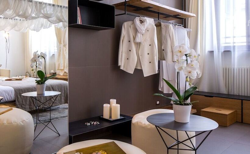 سوییت لوکس, Mercatovecchio Luxury Suites