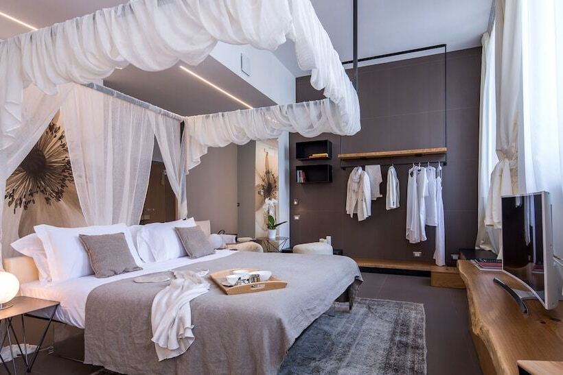 سوییت لوکس, Mercatovecchio Luxury Suites