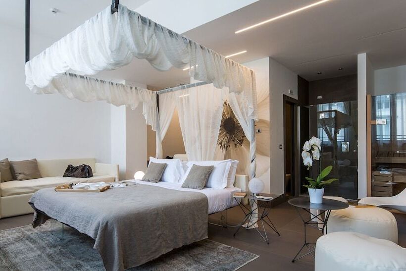 سوییت لوکس, Mercatovecchio Luxury Suites