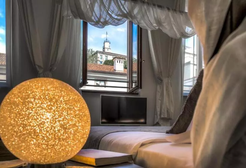 سوییت لوکس, Mercatovecchio Luxury Suites