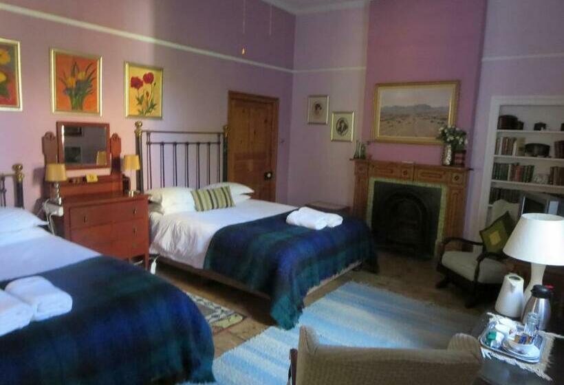 חדר קלאסי לשלושה, Villa Reinet Guest House