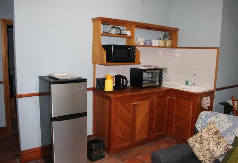 Шале 1 Спальня, Villa Reinet Guest House