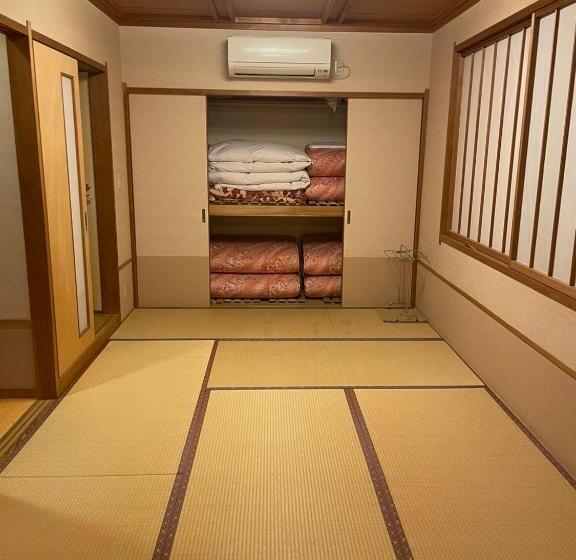 Семейный Номер Совместный Санузел, Dormy Club Karuizawa