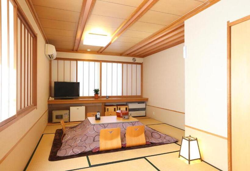 Семейный Номер Совместный Санузел, Dormy Club Karuizawa