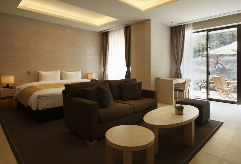 Suite Llit King, Fufu Atami