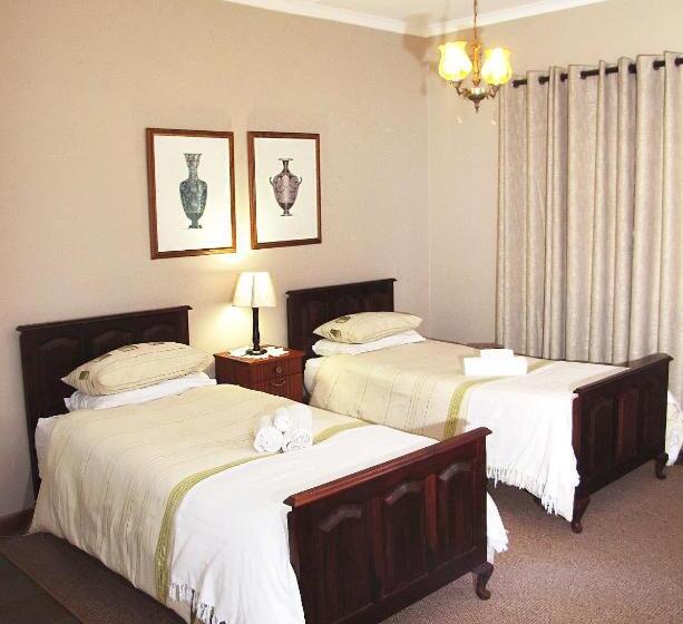 חדר משפחתי חדר אמבטיה משותף, Sandy's Place