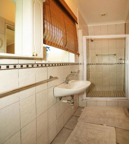 חדר סטנדרט, Sandy's Place