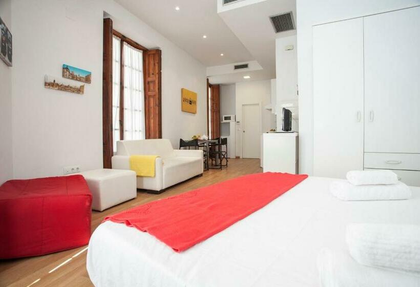 إستديو قياسى مزود بشرفة, Singularstays Plaza Del Mercado