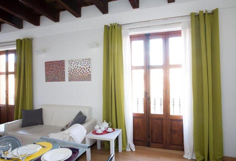 آپارتمان 1 خوابه با بالکن, Singularstays Plaza Del Mercado