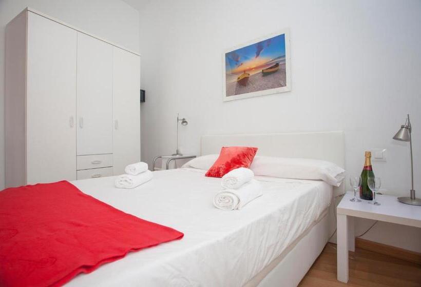 إستديو قياسى مزود بشرفة, Singularstays Plaza Del Mercado